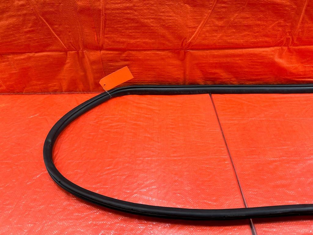 LANCER EVOLUTION X EVO 10 CHASSIS TO DOOR OPEN TRIM WEATHER STRIP LEFT REAR 2148