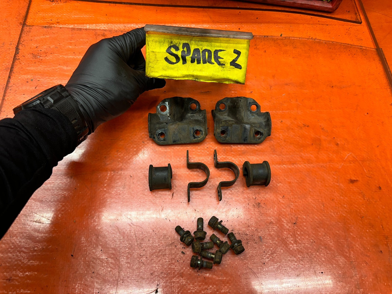 94-01 ACURA INTEGRA REAR SWAY STABILIZER BAR MOUNT BRACKETS PAIR OEM #3400