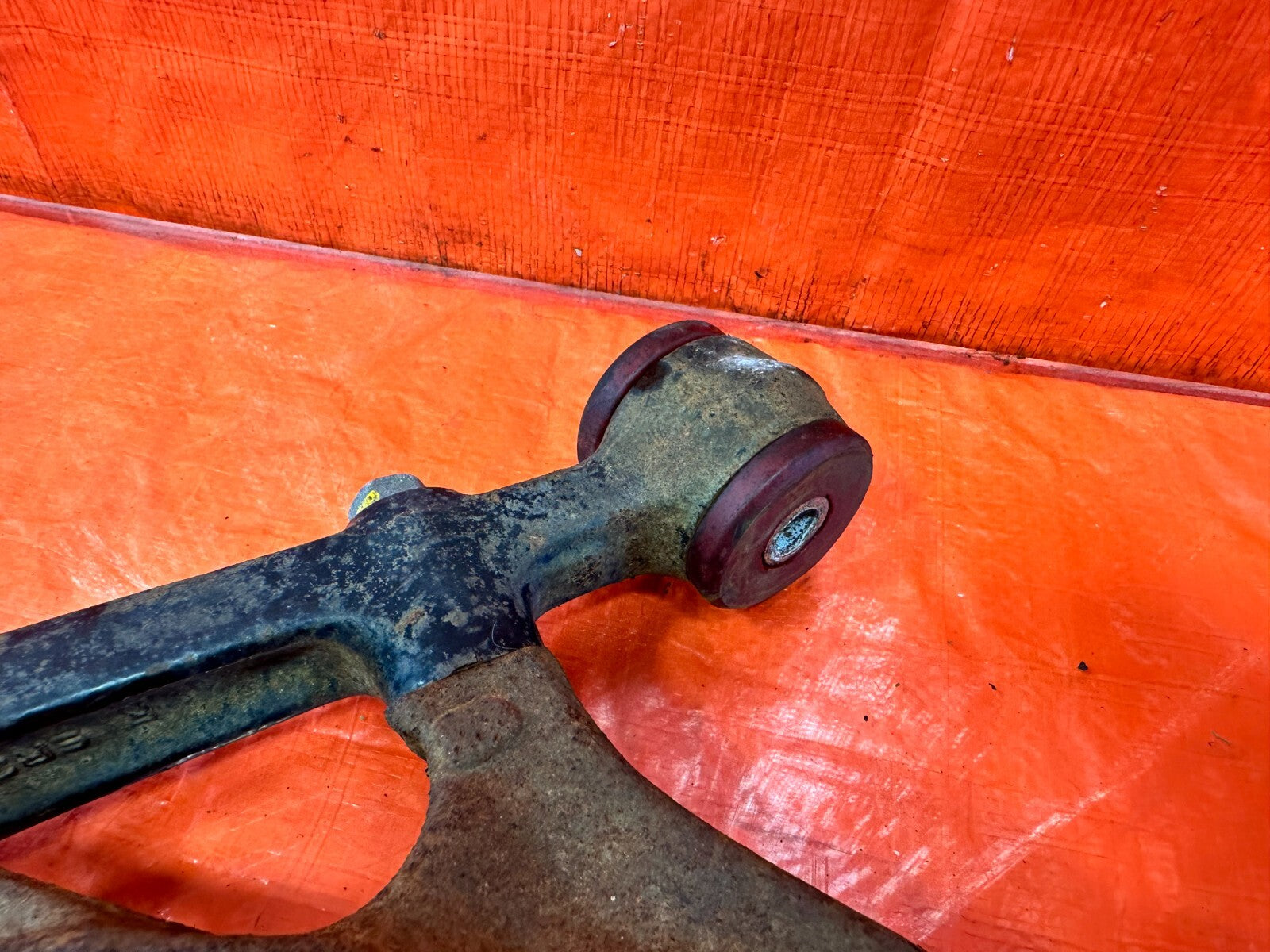 94 01 ACURA INTEGRA   LEFT AND RIGHT FRONT POLYURETHANE LOWER CONTROL ARMS #2746
