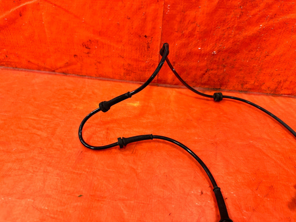 08 11 INFINITI G37   LEFT OR RIGHT FRONT   ABS WIRE SPEED SENSOR   OEM 3104