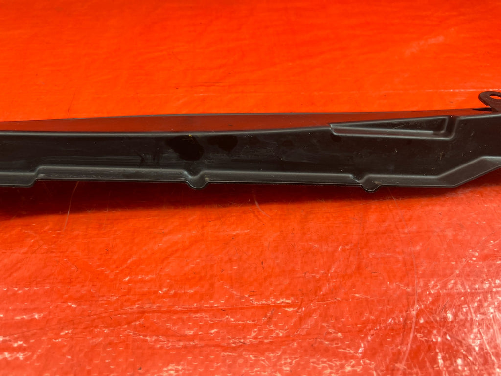 04 08 ACURA TSX   PASSENGER RIGHT   FENDER ENCLOSURE TRIM   OEM FACTORY #2099