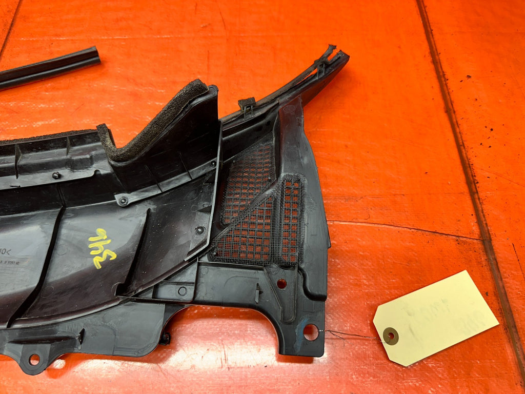 03-08 NISSAN 350Z PASSENGER RIGHT WINDSHIELD WIPER COWL TRIM PANEL OEM #34611