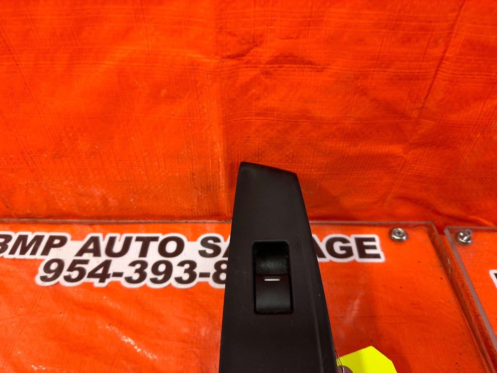 08 12 HONDA ACCORD SEDAN   PASSENGER RIGHT REAR WINDOW SWITCH   OEM #2515