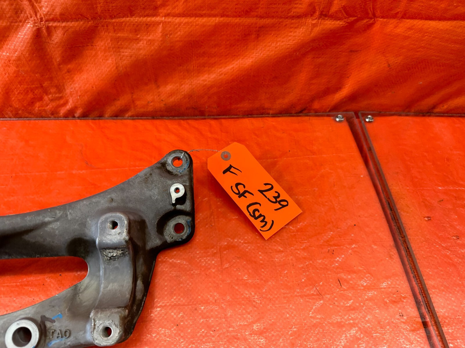08 12 HONDA ACCORD SEDAN 2.4L FRONT SUB FRAME CROSS MEMBER ALUMINUM BRACKET #2391