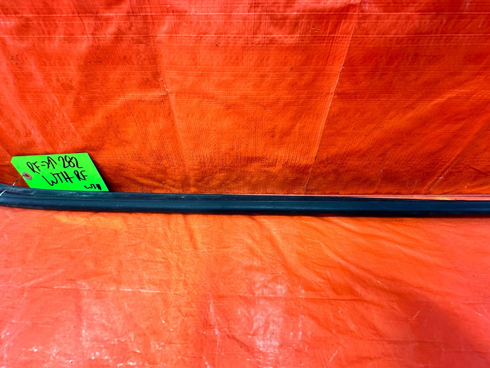 06 11 CIVIC 4D SEDAN   PASSENGER RIGHT FRONT WEATHER STRIP SEAL GASKET OEM #2822
