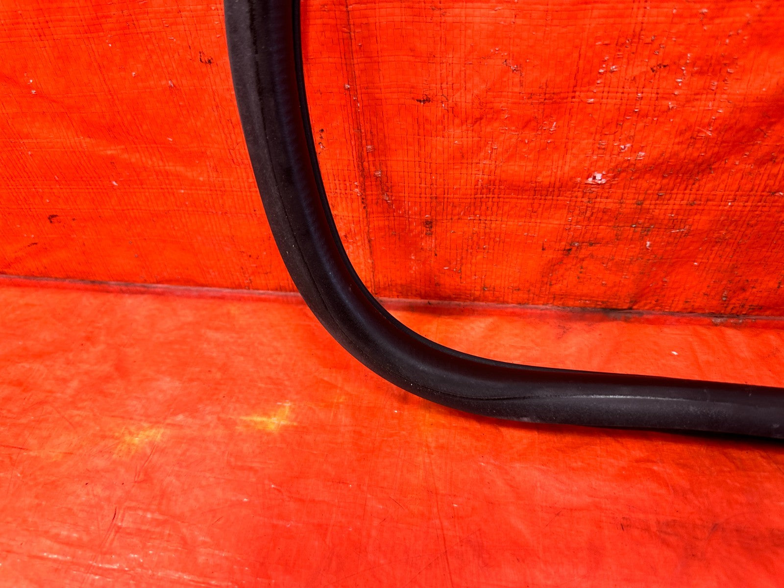 09 11 MAZDA RX8 RX 8  DRIVER LEFT REAR GLASS WEATHER STRIP   OEM #3034