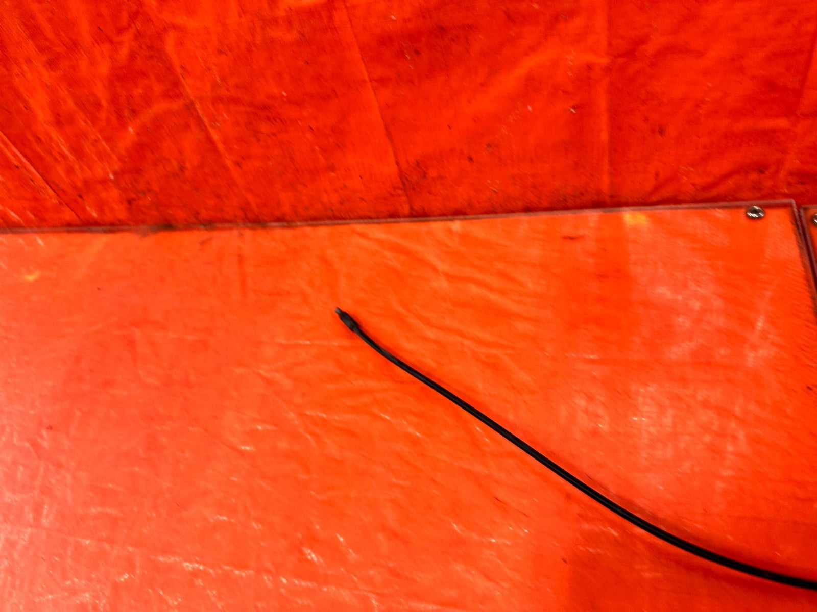 97 01 HONDA CR V CRV   TAIL GATE RELEASE CABLE   OEM #3014