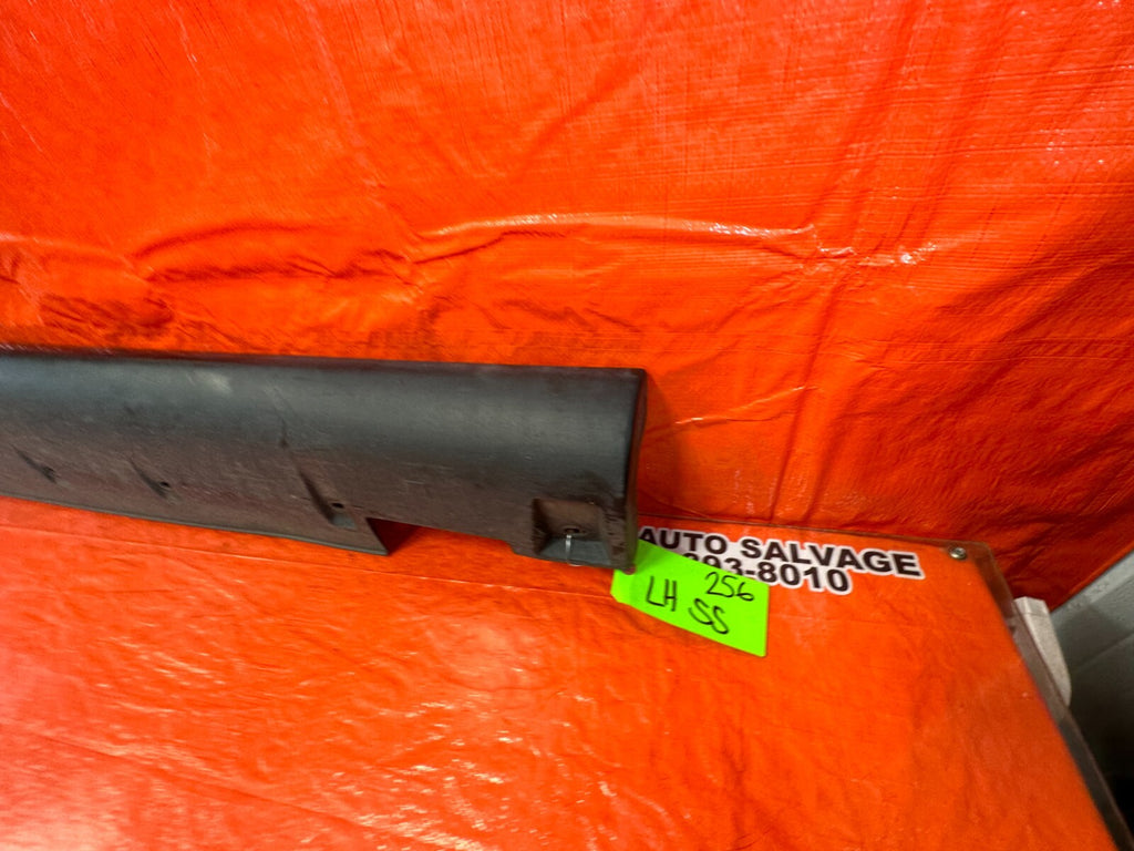 OEM 1994 94 HONDA DEL SOL   DRIVER LEFT SIDE SKIRT ROCKER PANEL OEM FACTORY 2561
