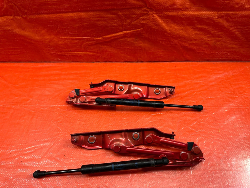17 20 INFINITI Q60   LEFT AND RIGHT TRUNK HINGES   OEM FACTORY #20011
