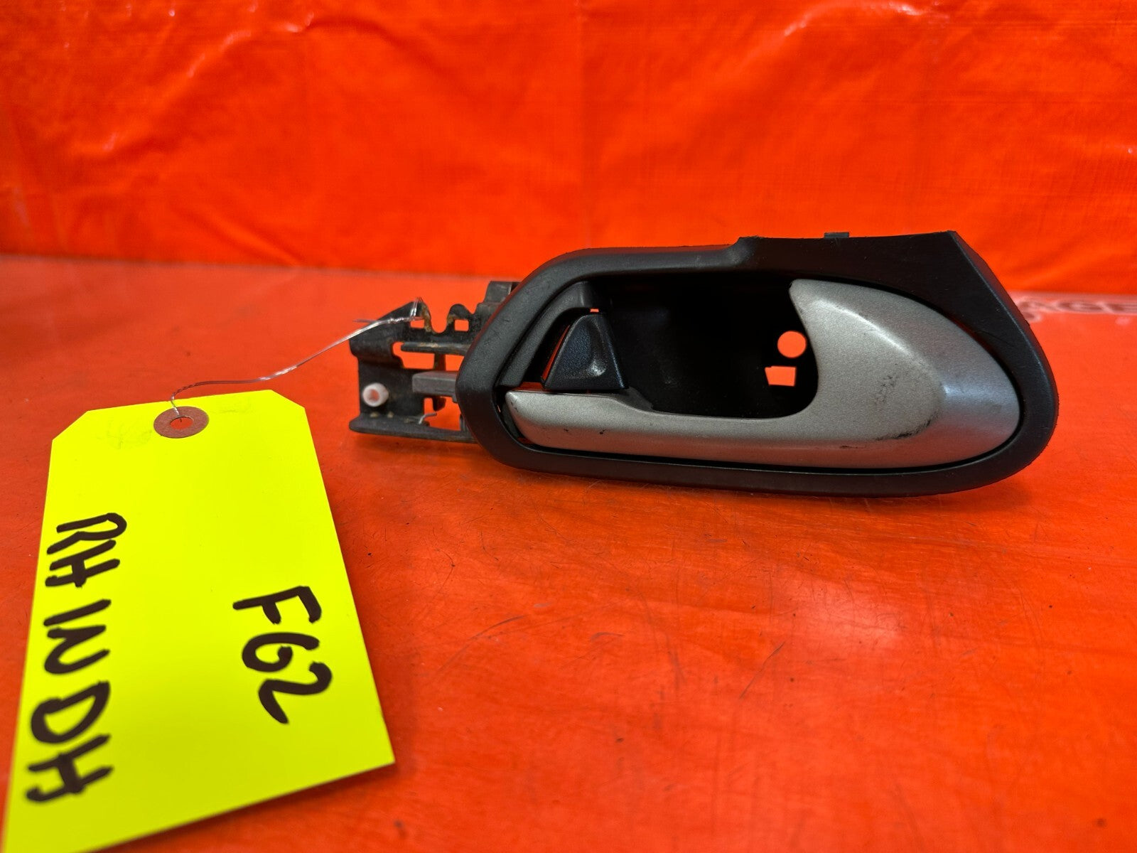 06 11 HONDA CIVIC SI COUPE PASSENGER RIGHT FRONT INTERIOR DOOR LOCK HANDLE OEM 7