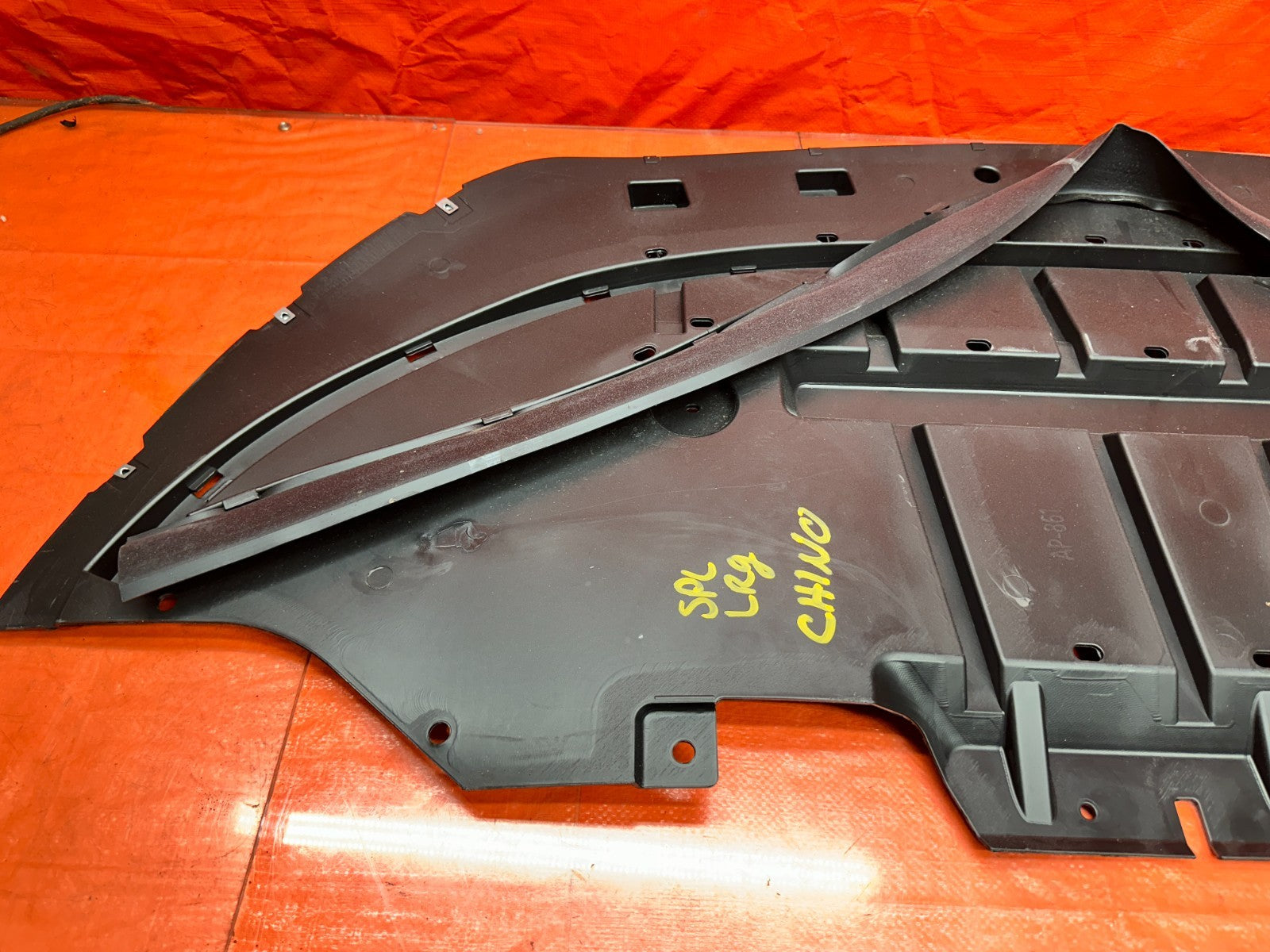 18 23 FORD MUSTANG LOWER UNDER BUMPER SPLASH SHIELD COVER OEM #CHINO6