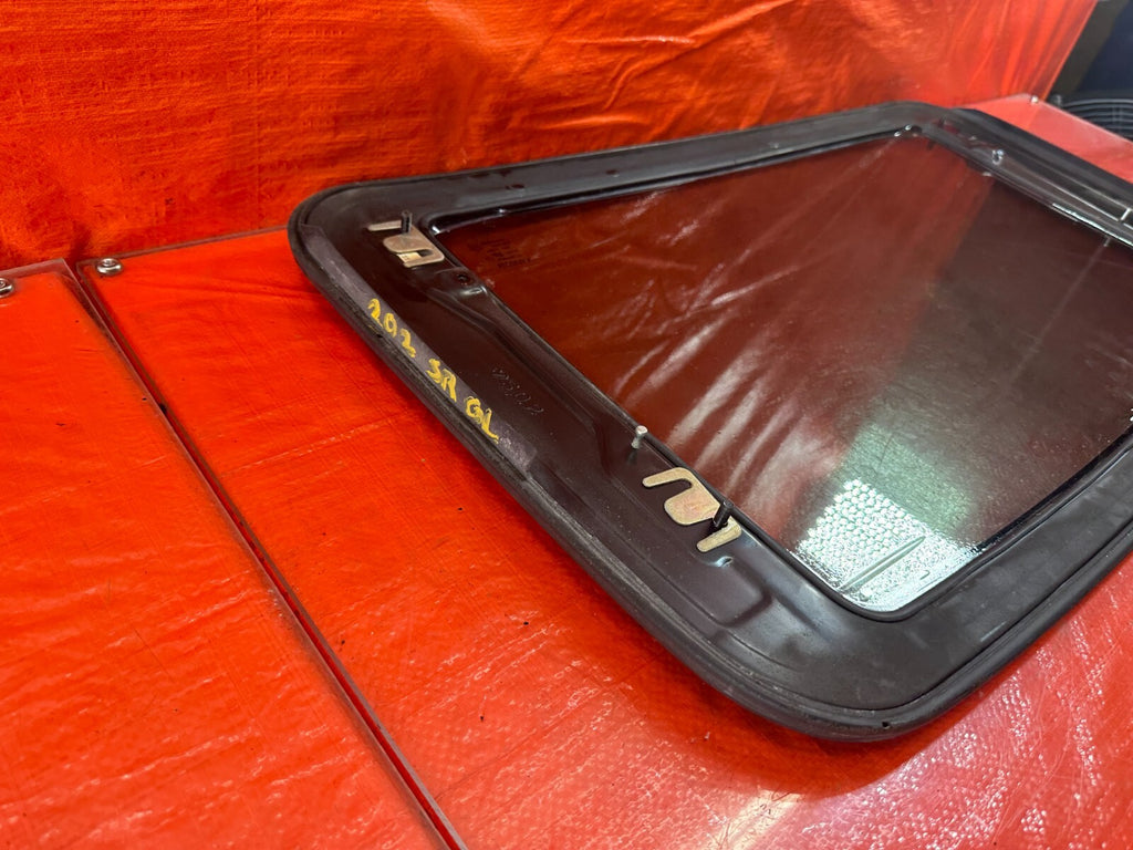 96 00 HONDA CIVIC EM1 SI & EX COUPE   SUNROOF MOONROOF SLIDING ROOF   OEM #20211