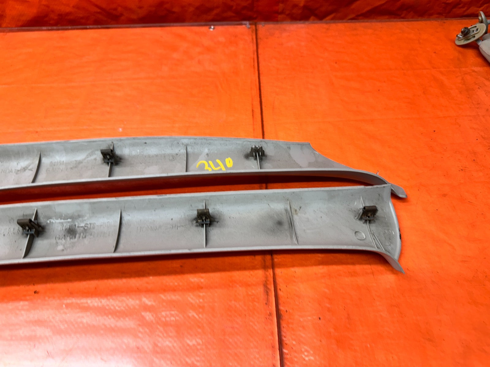 94-01 ACURA INTEGRA 4D SEDAN FRONT WINDSHIELD A PILLAR TRIM PANELS PAIR #34016