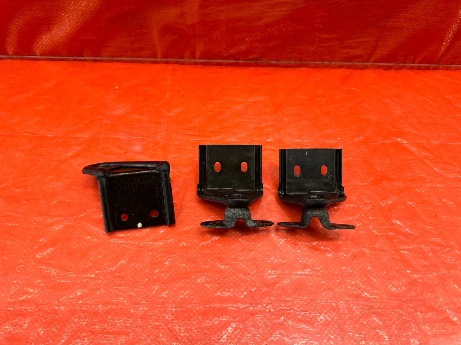 90 93 ACURA INTEGRA 2D   REAR SEAT HINGES / PIVOT BRACKETS   OEM FACTORY #1890