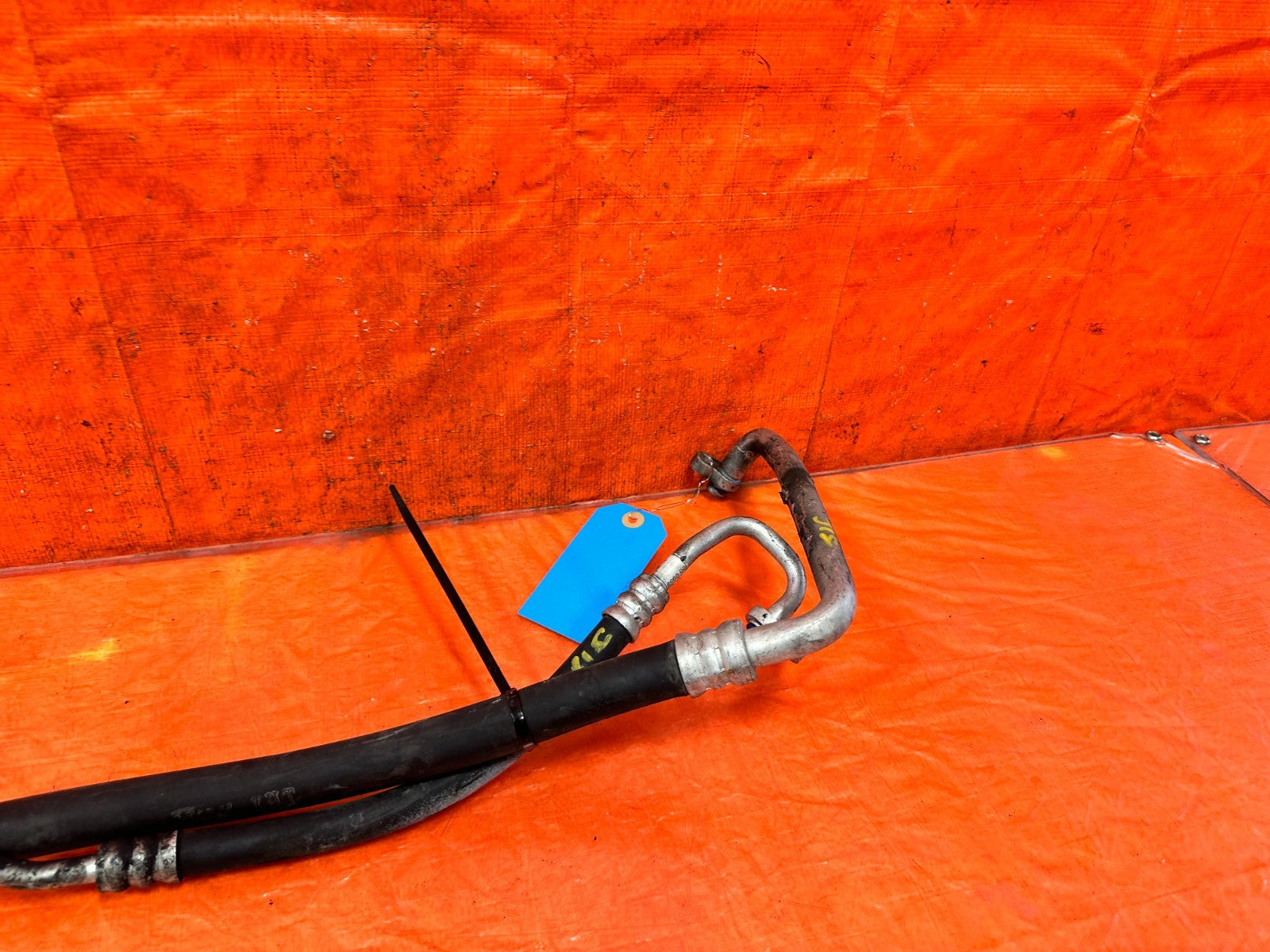 13 16 HYUNDAI GENESIS COUPE 3.8L   TO THE AC COMPRESSOR   AC LINES   OEM #3186