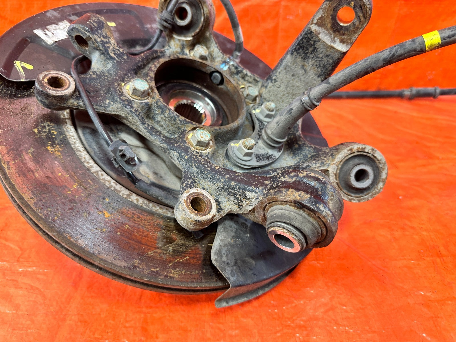 10 16 HYUNDAI GENESIS COUPE   DRIVER LEFT REAR SPINDLE KNUCKLE HUB OEM #2999