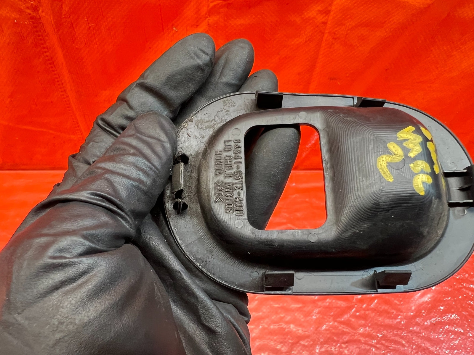 02 05 HONDA CIVIC SI EP3 HATCHBACK   CHILD ANCHOR STRAP TRIM   OEM #1765