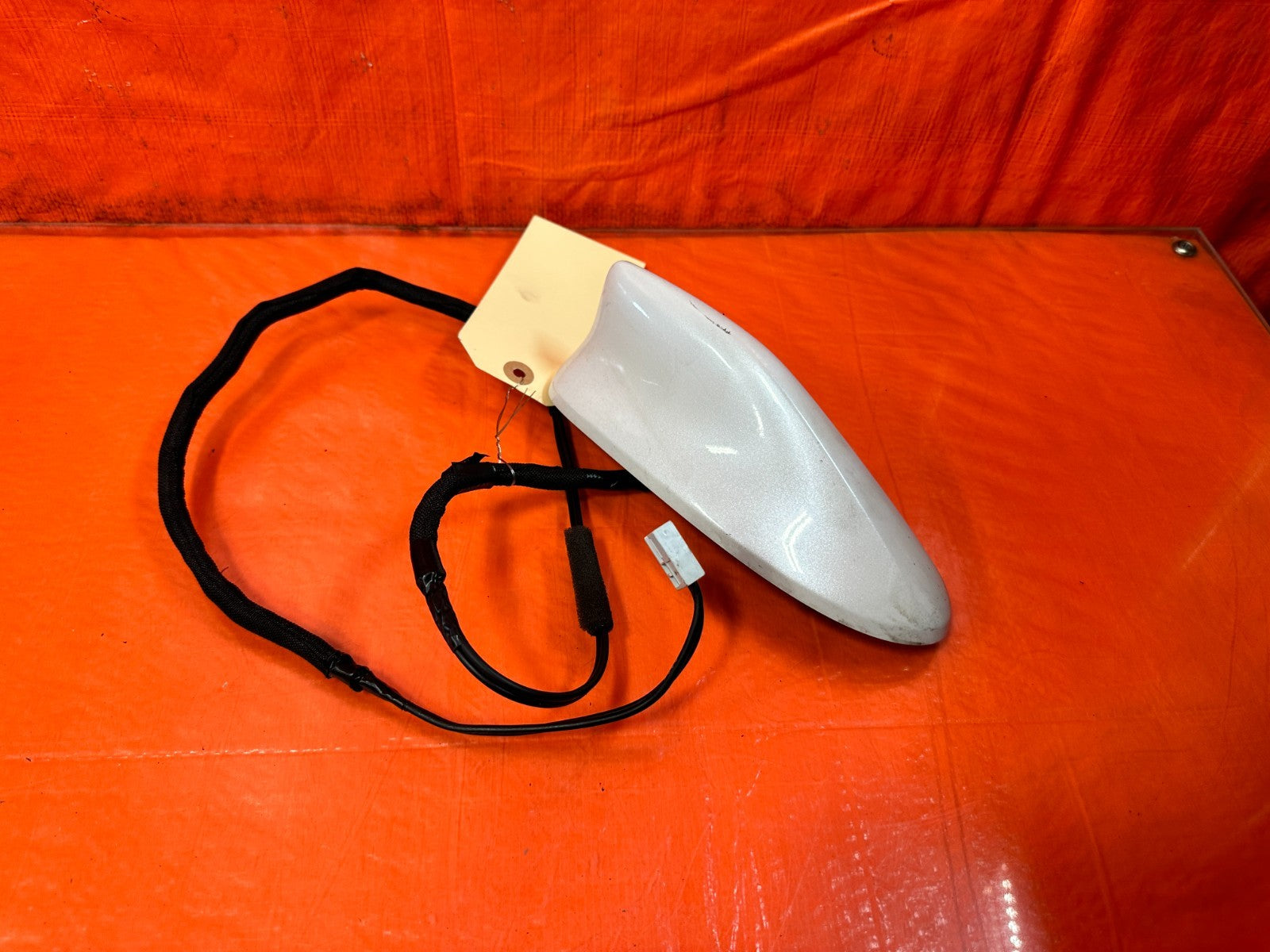 18 22 HONDA ACCORD   ROOF MOUNTED SHARK FIN ANTENNA WITH WIRE HARNESS OEM #3240