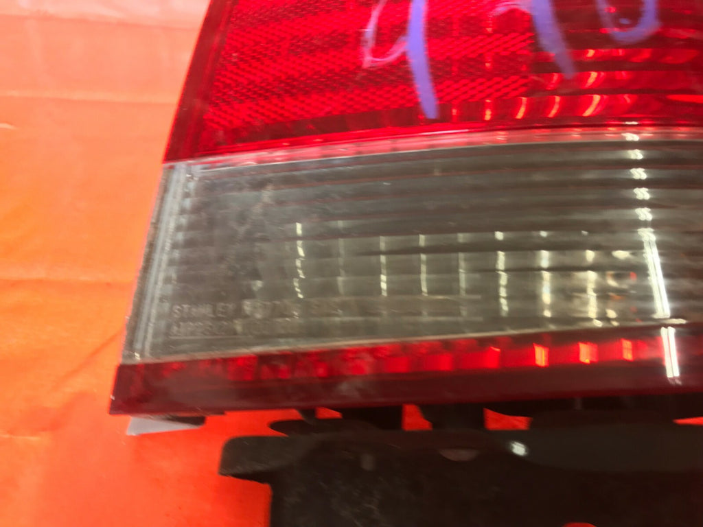 OEM 2003 2004 03 04 HONDA ACCORD   SEDAN   PASSENGER RIGHT OUTER TAIL LIGHT LAMP2