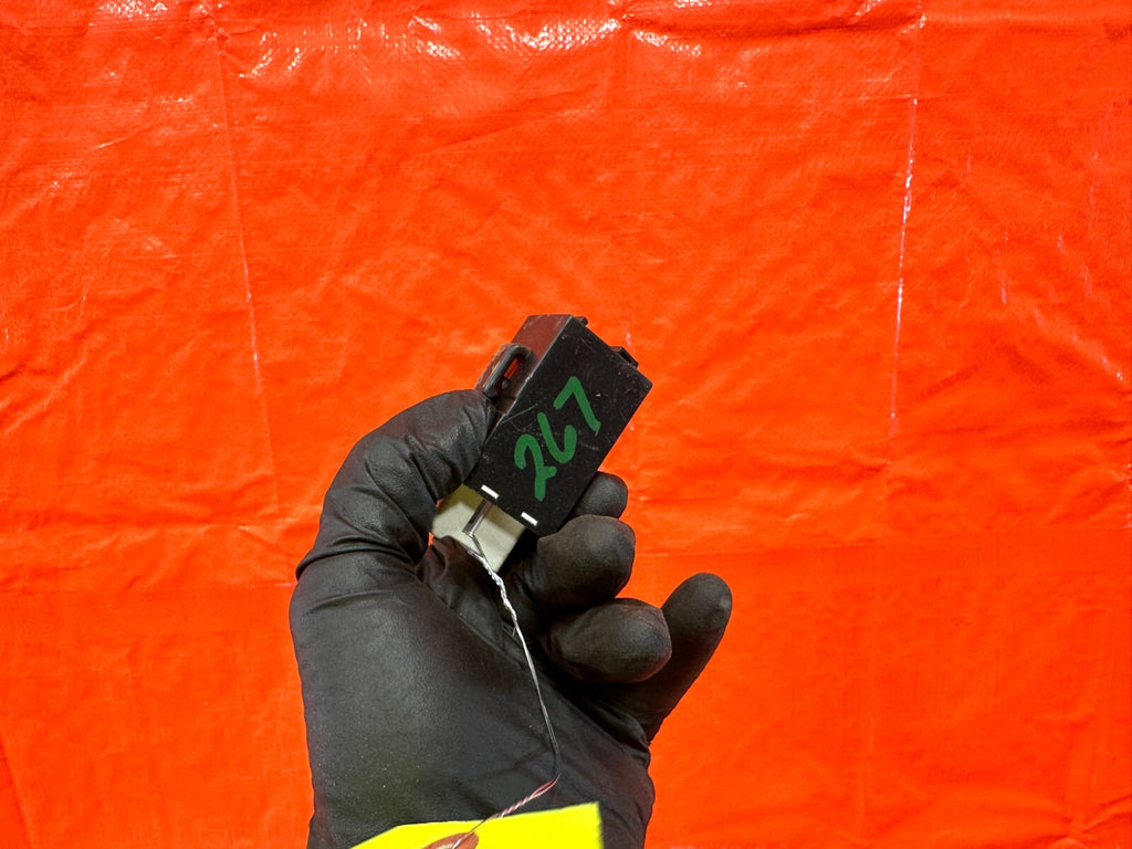 90 93 MAZDA MX 5 MIATA   BUZZER SWITCH   NA02 67 720   OEM #2675