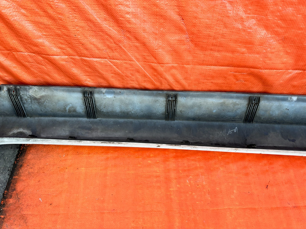 10 16 HYUNDAI GENESIS COUPE DRIVER LEFT SIDE SKIRT ROCKER MOLDING TRIM OEM 32516