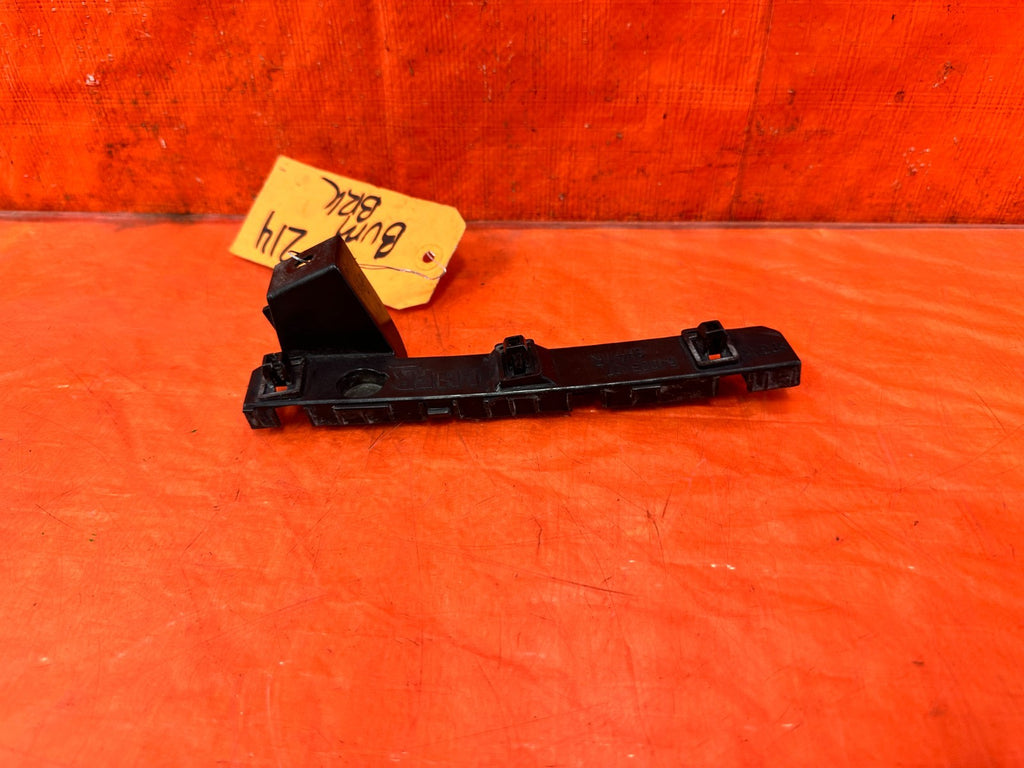 08 15 LANCER EVOLUTION X EVO 10 DRIVER LEFT BUMPER BRACKET CLIP OEM 2142