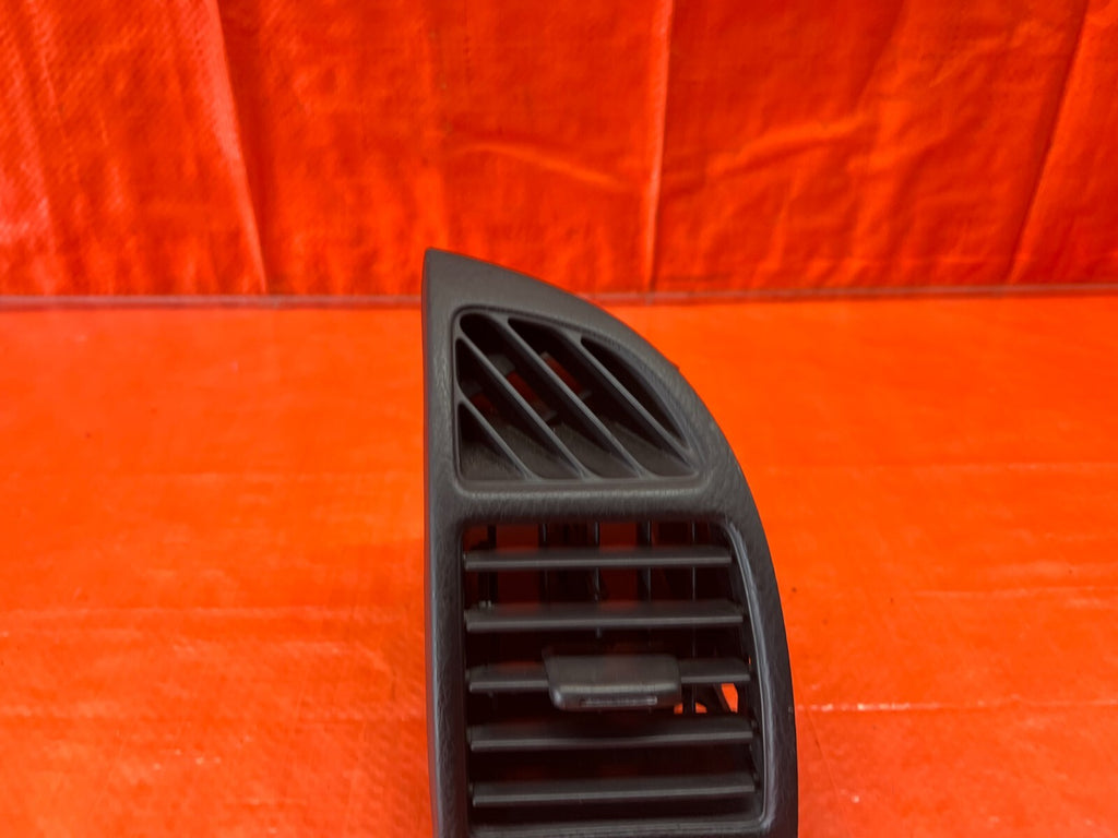 97 01 HONDA PRELUDE BASE & SH   PASSENGER RIGHT DASHBOARD DASH AC VENT OEM #1366