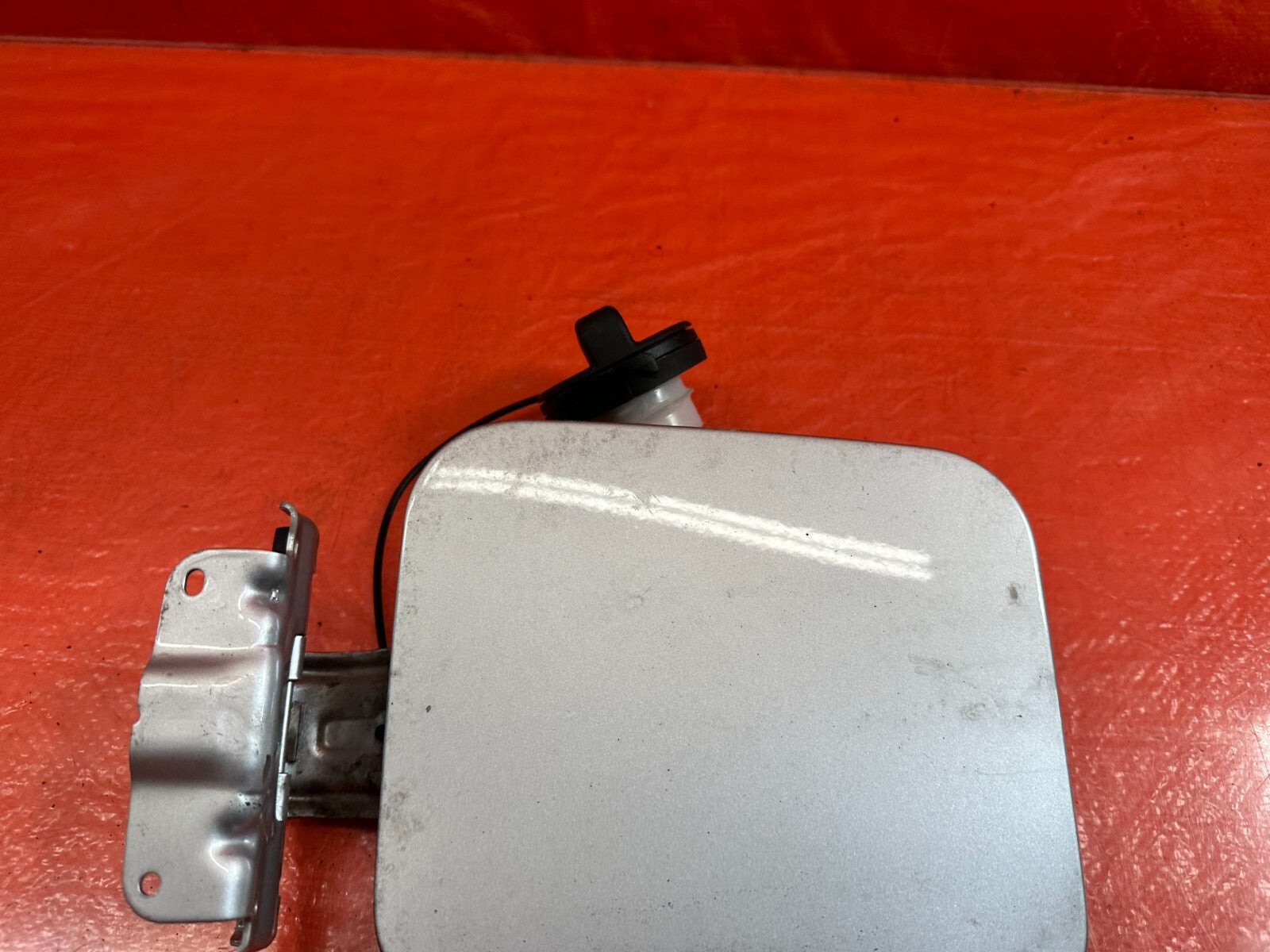 14 20 INFINITI Q50 GASOLINE GAS TANK LID COVER W/ LOCKING TWISTING CAP OEM #2224