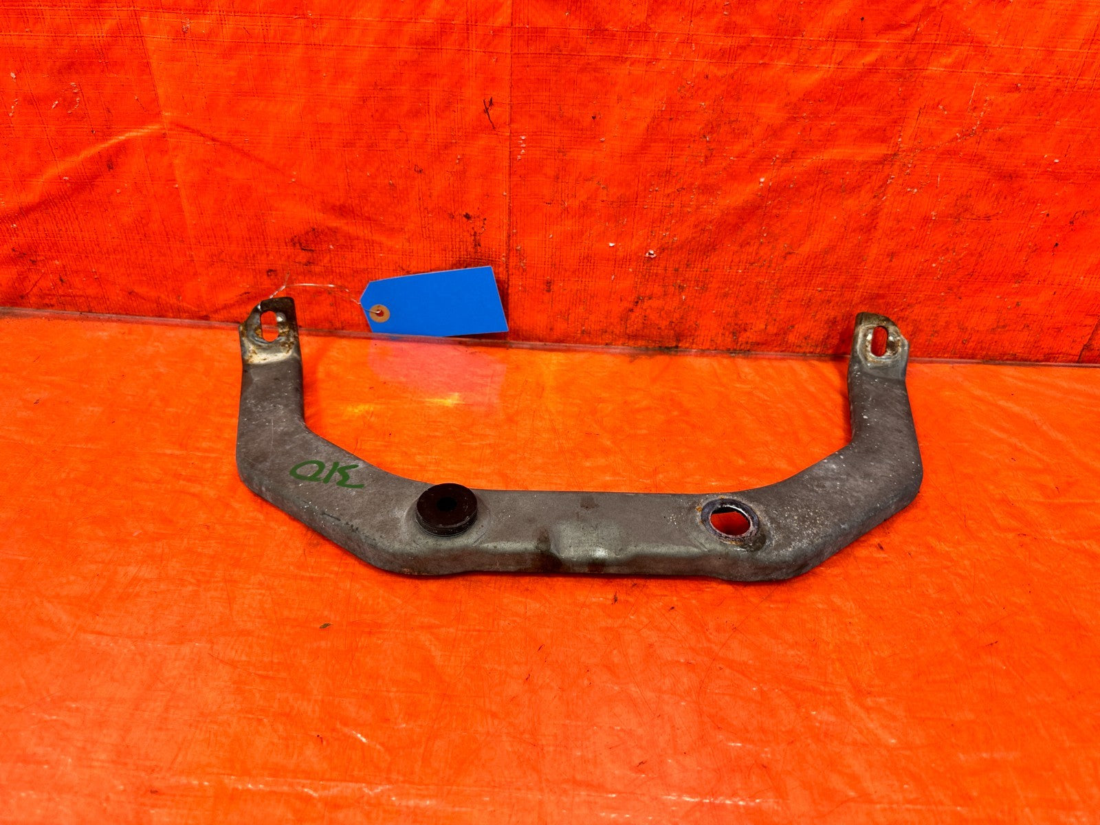 08 15 INFINITI G37 LOWER EXHAUST MANIFOLD STIFFENER STABILIZER STAY BRACKET 3101