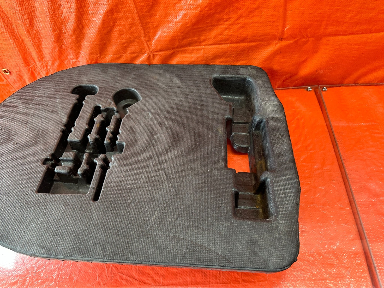 04 08 ACURA TSX   REAR SPARE TIRE FOAM COVER STYROFOAM PADDING TRIM   OEM #1965