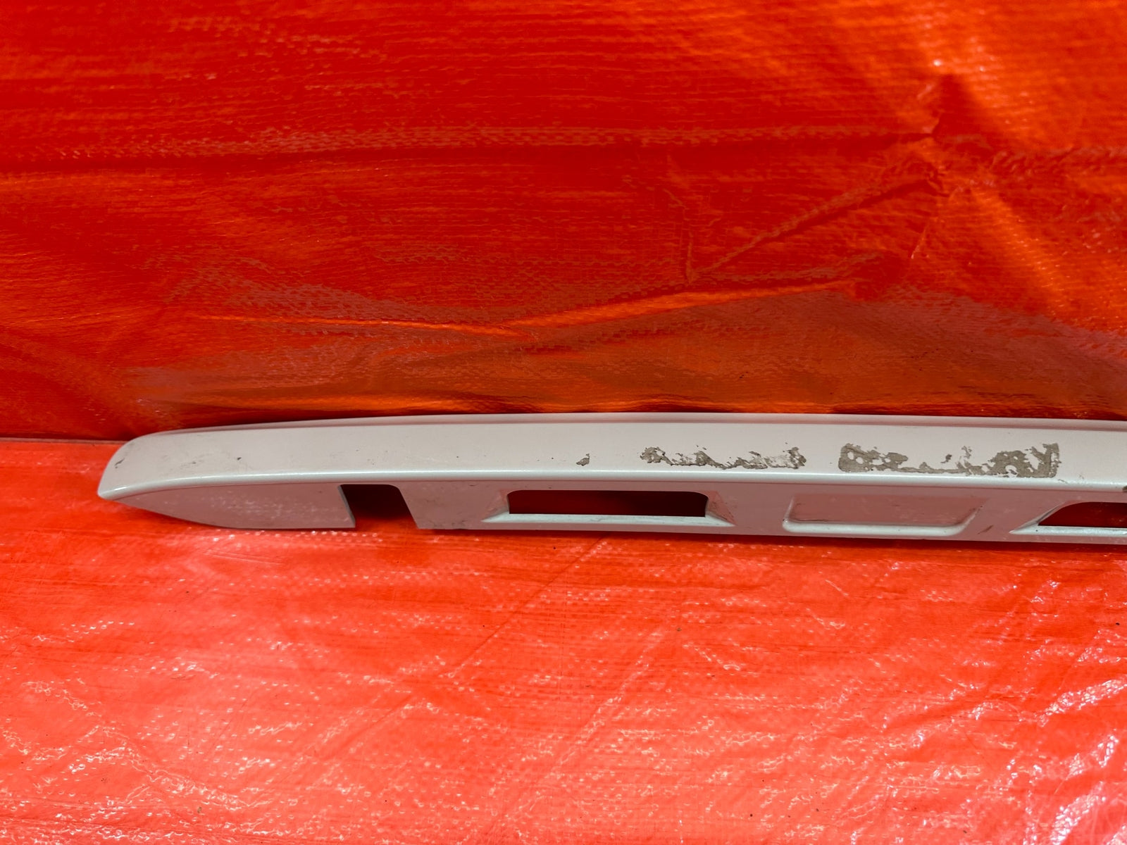 15 21 SUBARU WRX & STI   REAR TRUNK LICENSE PLATE LIGHT TRIM GARNISH   OEM #1807