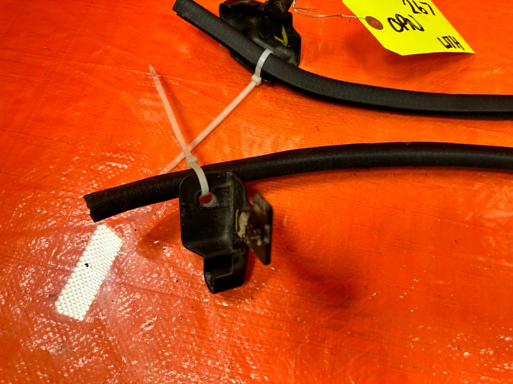 90 93 MAZDA MX 5 MIATA   CHASSIS TO DOOR OPEN TRIM WEATHER STRIP LEFT RIGHT #2678