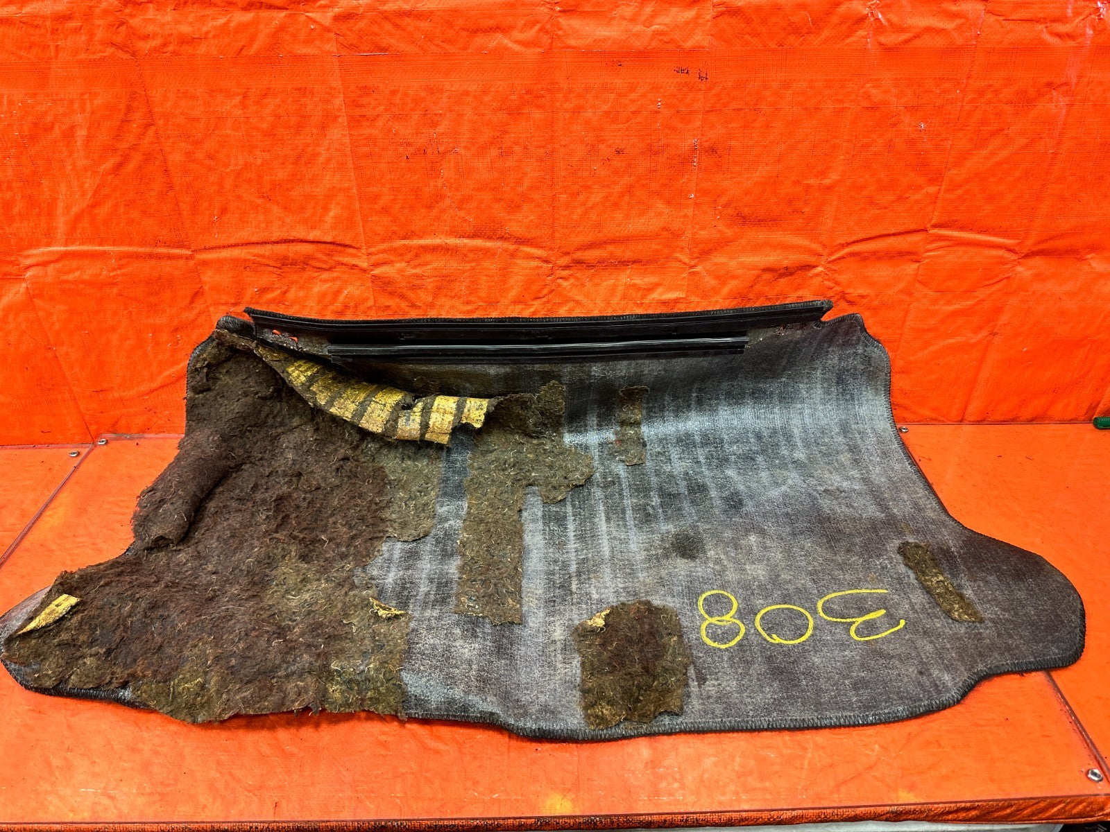 02 05 HONDA CIVIC SI EP3 HATCH REAR TRUNK REAR HATCH CARGO AREA CARPET OEM 3082