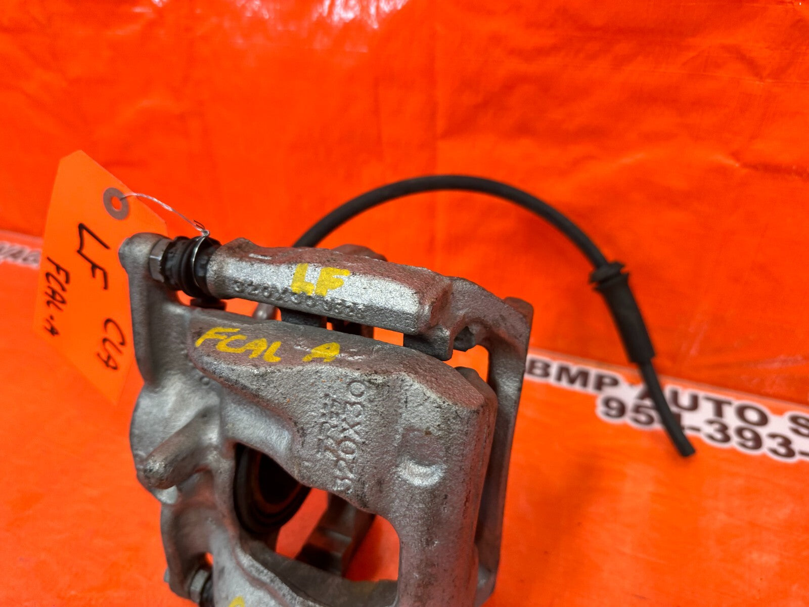 14 19 MERCEDES BENZ CLA 250   FWD ONLY   DRIVER LEFT FRONT BRAKE CALIPER   OEM2