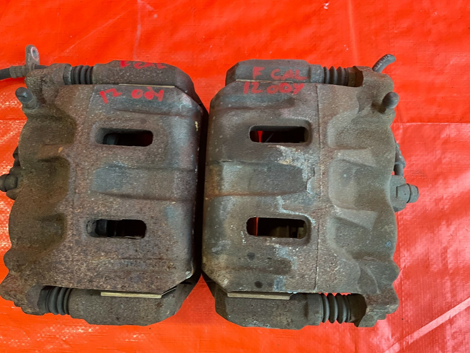 11 17 HONDA ODYSSEY   FRONT   BRAKE CALIPER SET   LEFT RIGHT CALIPERS   OEM OE4