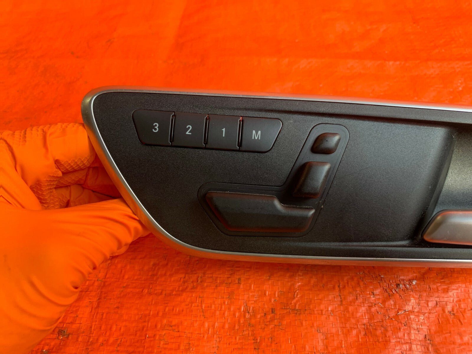 OEM 2015 15 MERCEDES BENZ CLA 250 PASSENGER RIGHT FRONT MEMORY SEAT SWITCH5