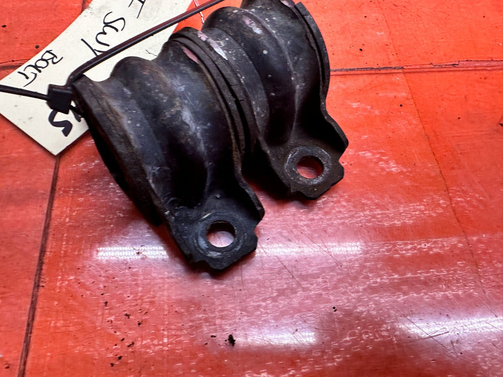 14-15 INFINITI Q50 3.7L AWD FRONT SUSPENSION SWAY STABILIZER BAR MOUNT BRACKETS5