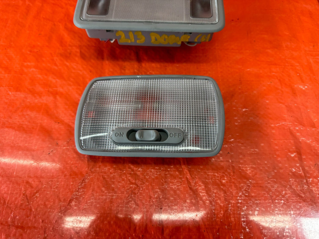02 05 HONDA CIVIC SI EP3 HATCHBACK 2.0L   DOME LIGHT READING LAMP COMBO OEM 2131