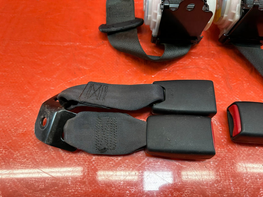 2003 HONDA CIVIC SI EP3 HATCH REAR SEAT BELT SET LEFT & RIGHT SEAT BELTS OEM 1865