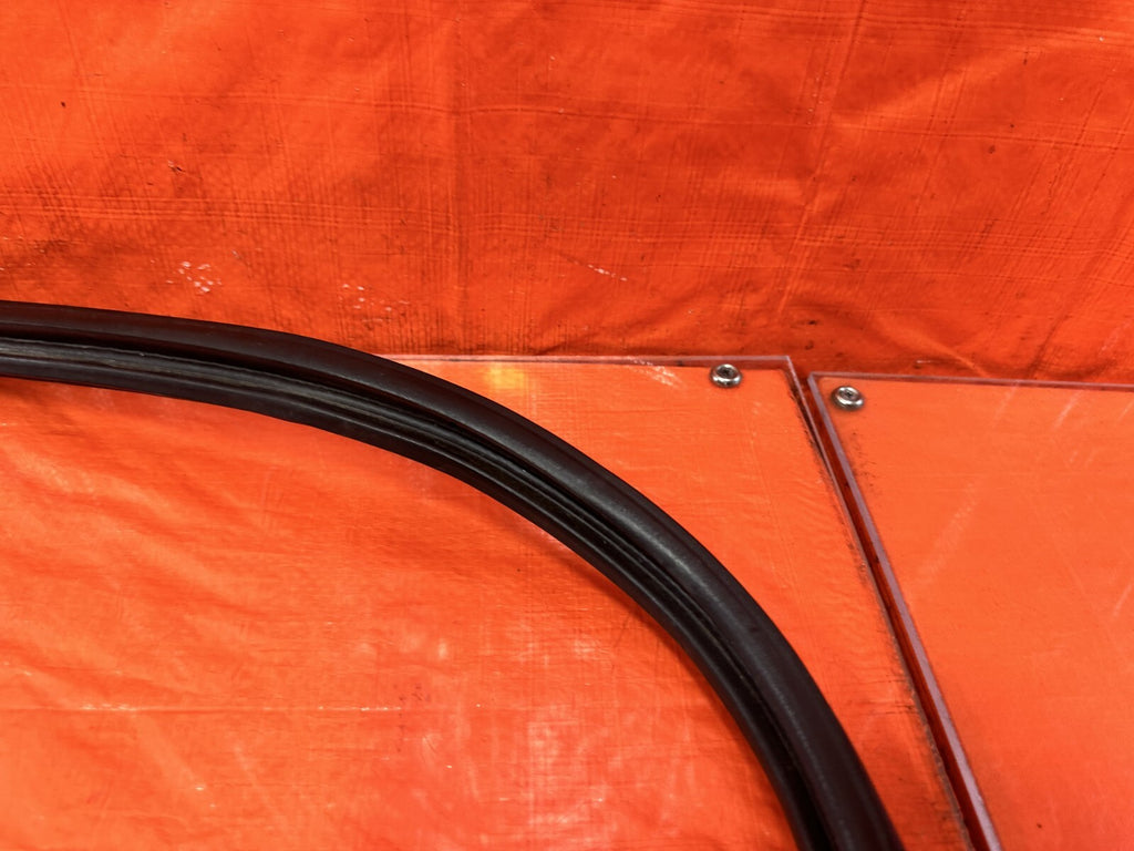 00 09 HONDA S2000   REAR TRUNK WEATHER STRIP GASKET SEAL   OEM FACTORY #2908