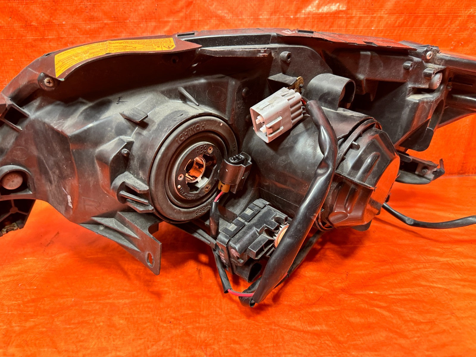 2013 13 SUBARU IMPREZA WRX STI   PASSENGER RIGHT HEADLIGHT HEADLAMP OEM OE #STI10