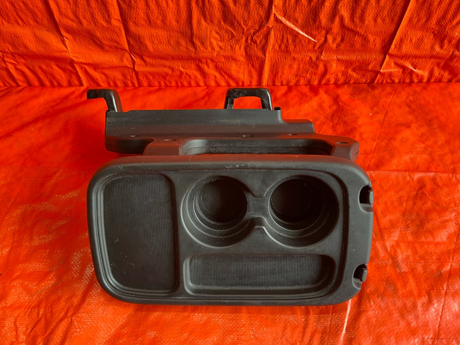02 04 HONDA CR V CRV M/T ONLY FRONT SEAT FLOOR CONSOLE ARM REST LID CUP HOLDER  6
