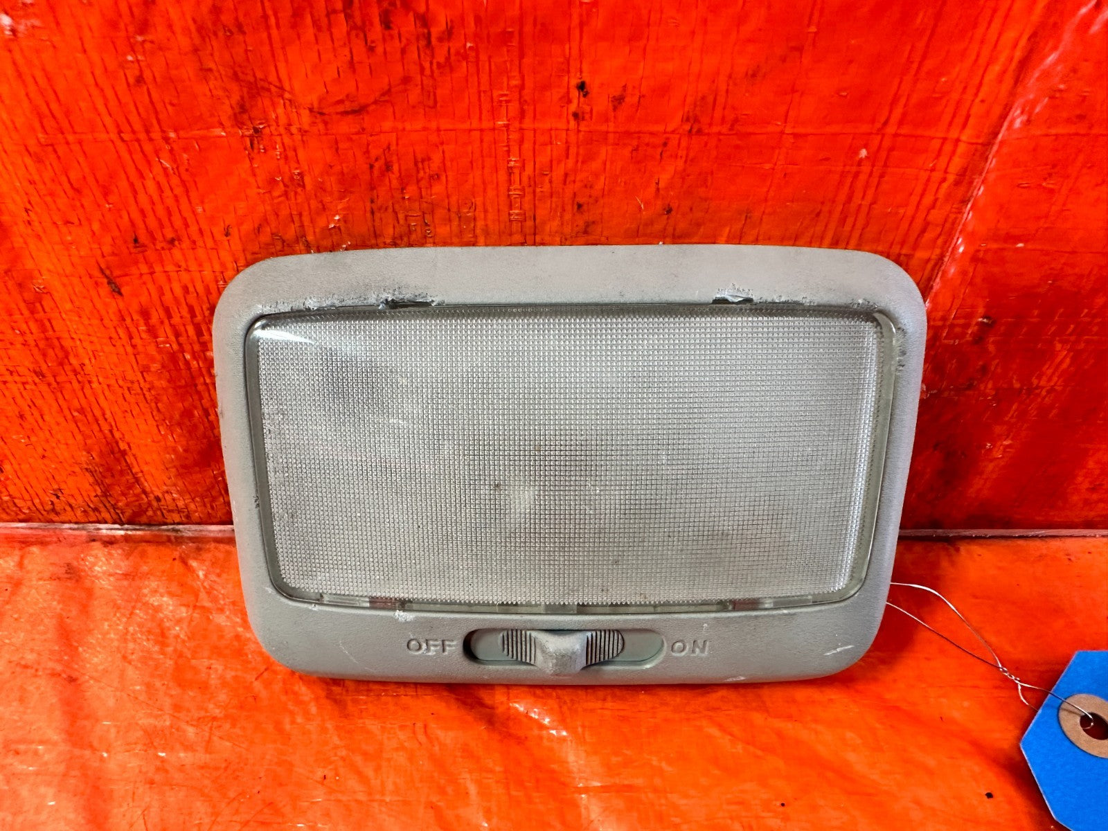 97 01 HONDA CR V CRV   REAR   DOME MAP READING LIGHT LAMP   GRAY   OEM #3014