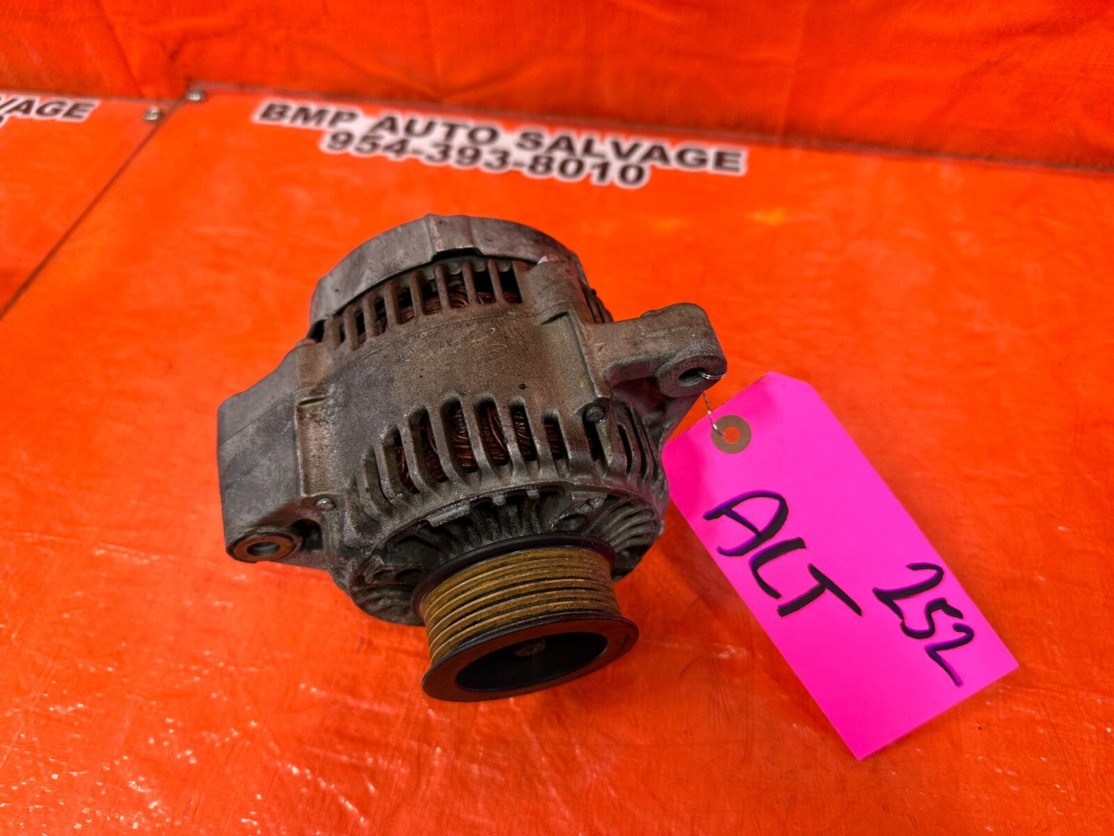 97 01 HONDA PRELUDE BASE SH   ALTERNATOR ASSEMBLY   31100 P5M 013   OEM OE #2524