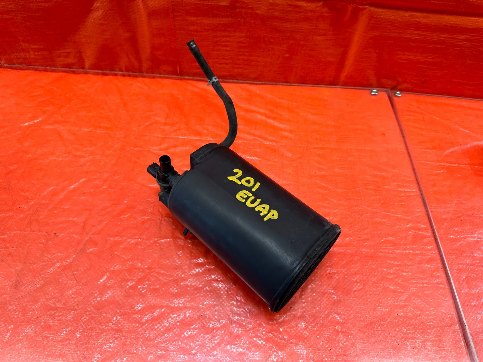 98 00 HONDA CIVIC DX HATCHBACK FUEL VAPOR CHARCOAL EVAP TANK CANISTER   OEM #2010