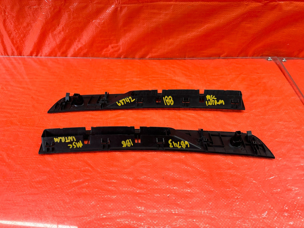 08 15 INFINITI G37 & Q60 2D COUPE   DASHBOARD DASH BOARD DEFROSTER GRILLE LH RH8