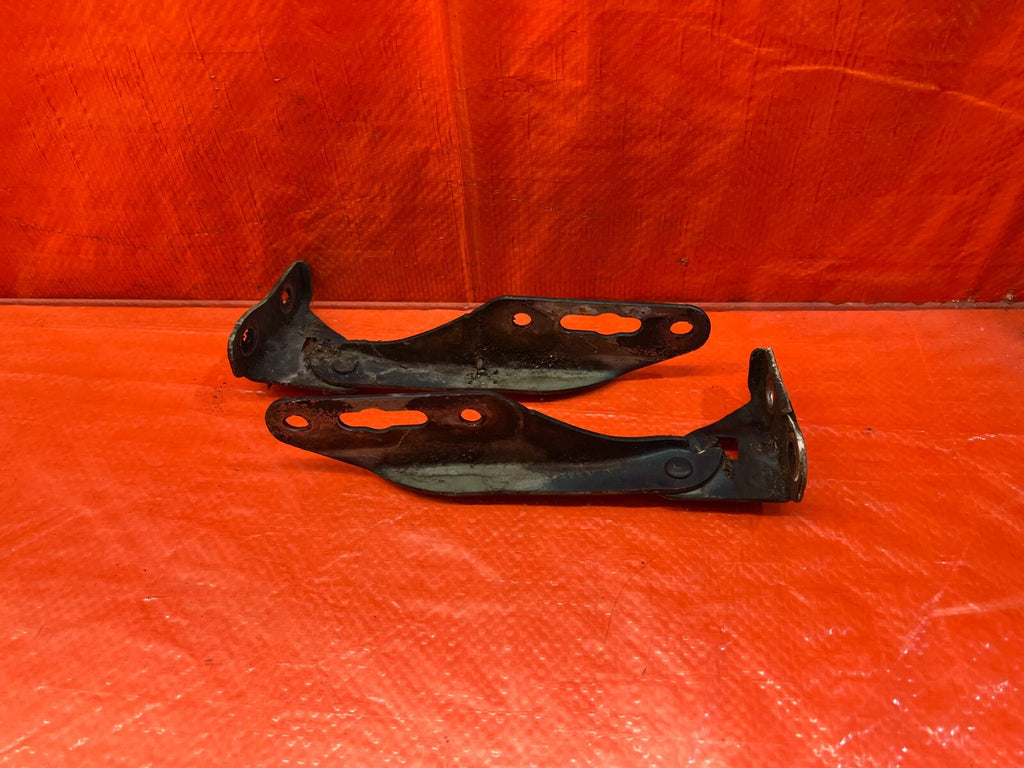 94 01 ACURA INTEGRA   HOOD HINGE SET   LEFT AND RIGHT HINGES   OEM #1617