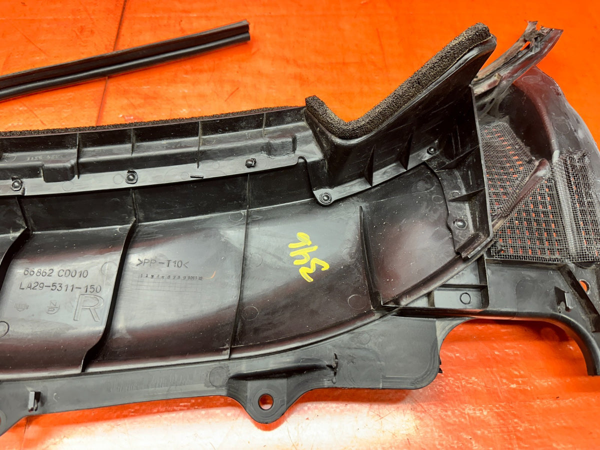 03-08 NISSAN 350Z PASSENGER RIGHT WINDSHIELD WIPER COWL TRIM PANEL OEM #34610