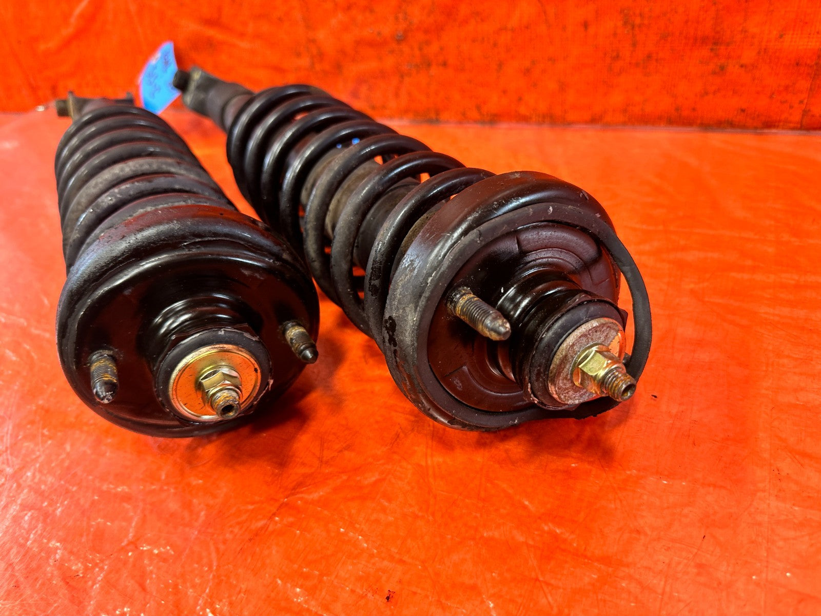 92 95 HONDA CIVIC   REAR SHOCKS & SPRINGS LEFT AND RIGHT FACTORY   OEM #32710