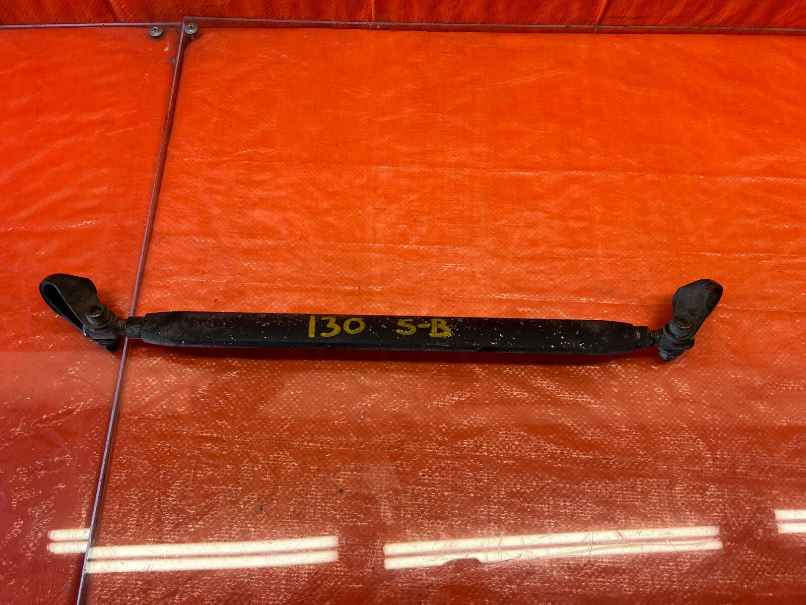 96 00 HONDA CIVIC   UNKNOWN BRAND   REAR LOWER TIE BAR STRUT BRACE   #1300